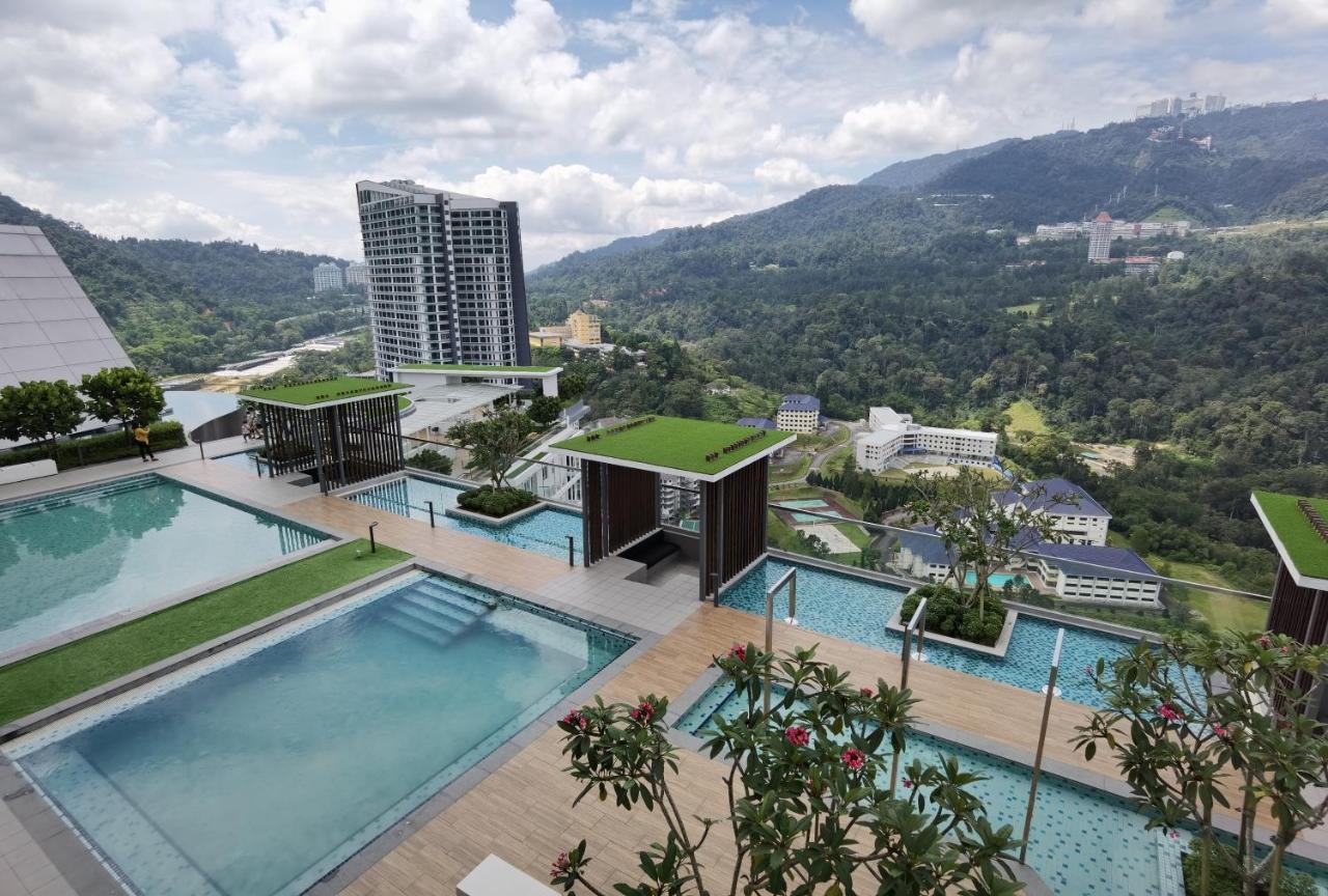 Windmill Upon Hills - Luxurious Sky Villa - 360Skypool - Heated Pool - Mountainous Genting View - Genting Highland By Youreasystay Genting Highlands Exterior photo